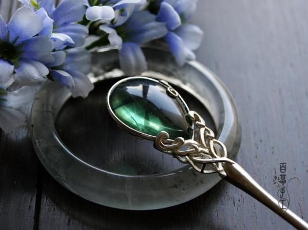 被古装神剧《封神演义》的精致服饰所折服,精