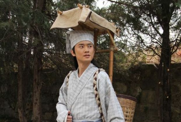 古代的秀才放在现代,属于什么学历?说了你或