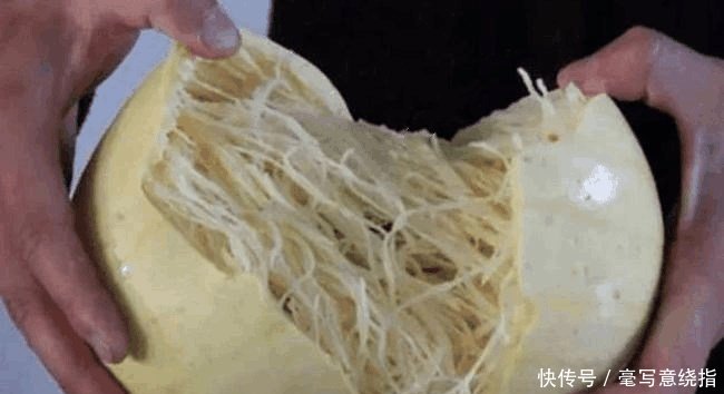 买回家一个哈密瓜,切开之后都是方便面,找卖家