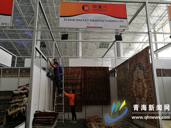 2017藏毯展展位近千个 专业买家700多名(图1) 2017藏毯展展位近千个 专业买家700多名(图1)