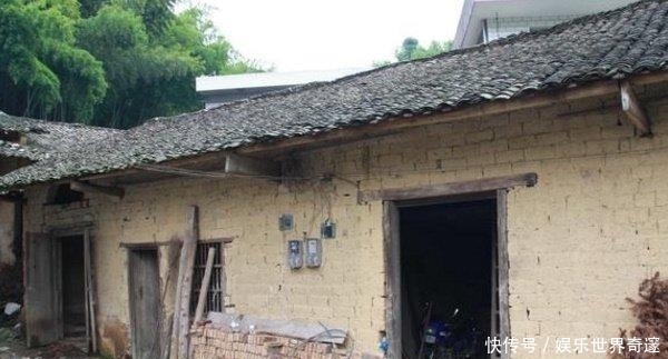 求土砖代替自己嫁给姐姐,9年后,穷人妹妹屋,姐蔚蓝山成都卡别墅装修地亚牧马图片
