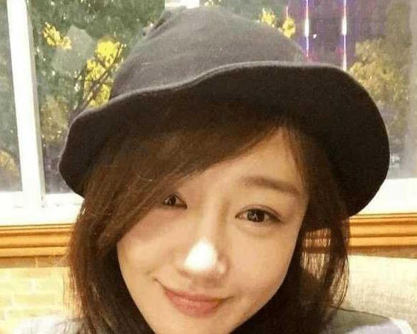 胡歌被曝美国约会薛佳凝 已复合准备领证?