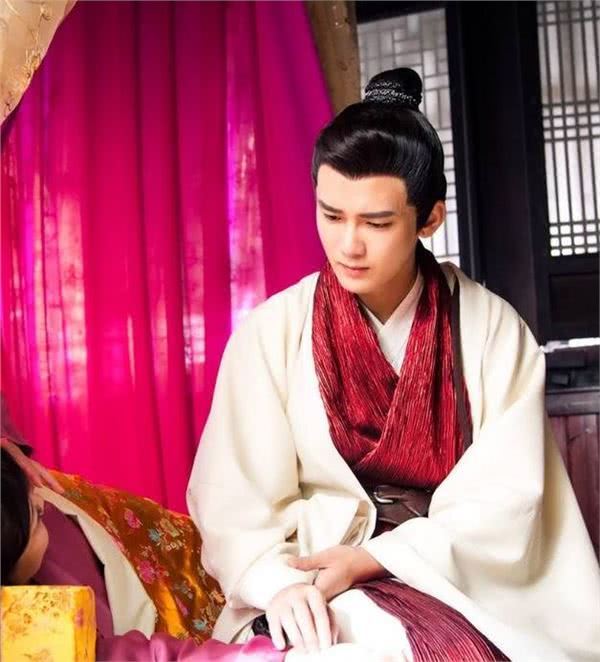 熊梓淇《画心师》最帅的五个造型,图三俊朗,图