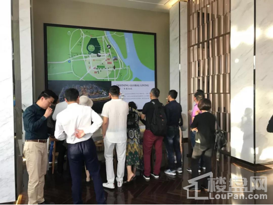 众说纷云,为什么一定要去柬埔寨?