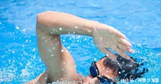 常受颈椎病折磨别怕,用这个中药处方辅助治疗