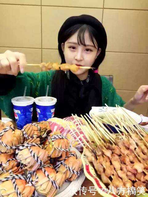 快手猫妹妹改口说感谢锤哥网友你戏可真足,好