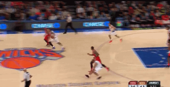 说到登哥,他终于盼来新教头了,火箭今天召开新闻发布会,官方宣布任命