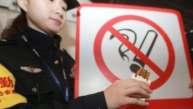 中国高铁上严禁吸烟,而自称高素质国家的日本
