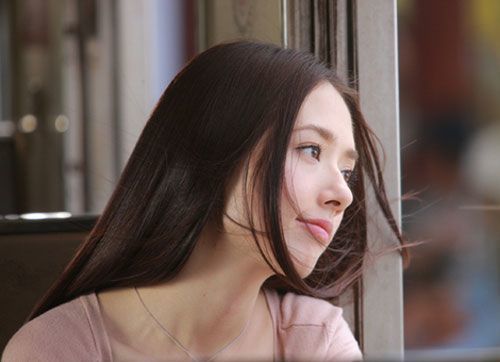 老婆给儿子洗澡,卫生间传来儿子大喊大叫声,我冲进去后傻了眼
