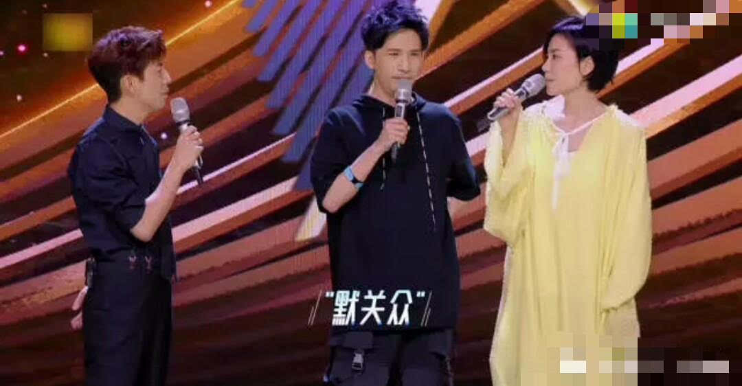 大张伟从唱演人变王菲好友，但菲姐的这句介绍却让现场有些许尴尬