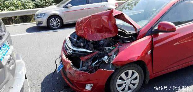 撞人后车主先垫付医疗费还是等车险公司? 一旦