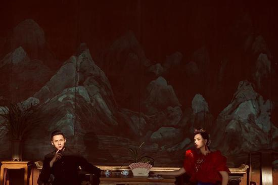 重慶小伙拍高顏值婚紗照 洋媳婦自曝:我追的他(2)