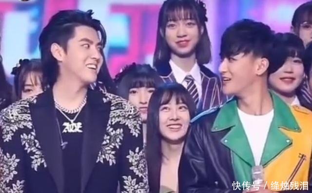 吴亦凡黄子韬时隔四年后首次同框两人相互拥抱