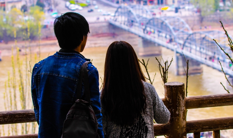 小伙百万富翁,交40个女友,女友都纷纷呕吐分手,真相令人恶心