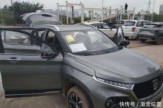 1.99七彩黄金皓月游戏截图3