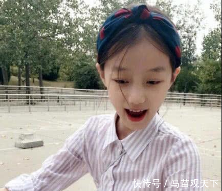 看了赵薇女儿近照, 难怪整个娱乐圈都在盼望