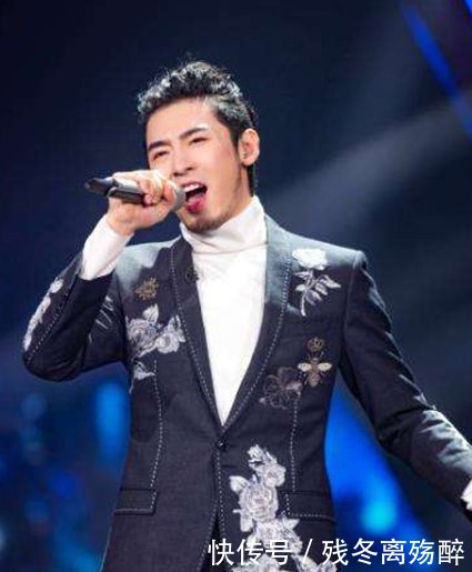 《声入人心》:三重唱新环节难度系数过高?选手