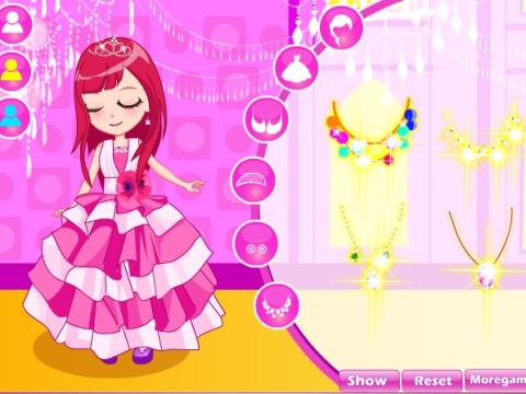 <em>皇室三姐妹</em>