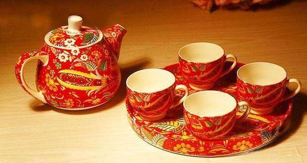 都知道结婚要给双方父母敬茶要改口费,那你知