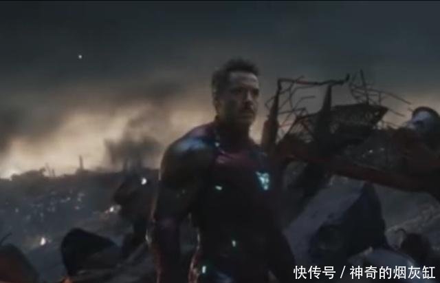 《复联4》美队为什么可以拿起雷神的锤子,其实