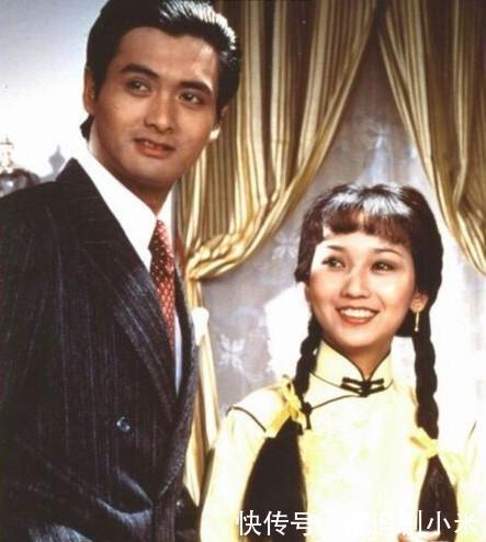 老版《上海滩》罕见幕后照片: 那时周润发才2