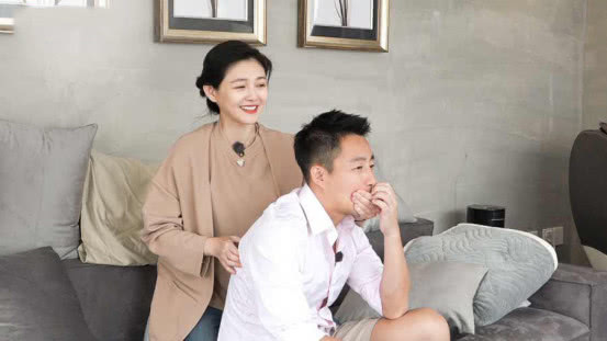 《幸福三重奏》最大的戏精不是大小S姐妹花，而是皇上陈建斌