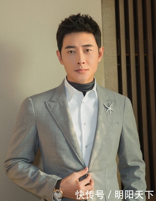 这部剧罗晋造型清奇,邓伦饰演妖娆狐妖,女主