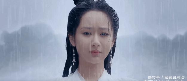 杨紫的《天战之白蛇传说》为什么突然被下架?