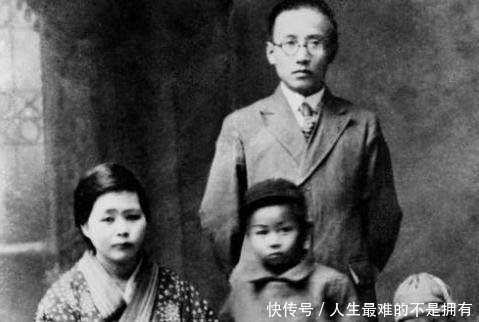 大家怎么评论郭沫若 t01ea568a1b65798460.jpg