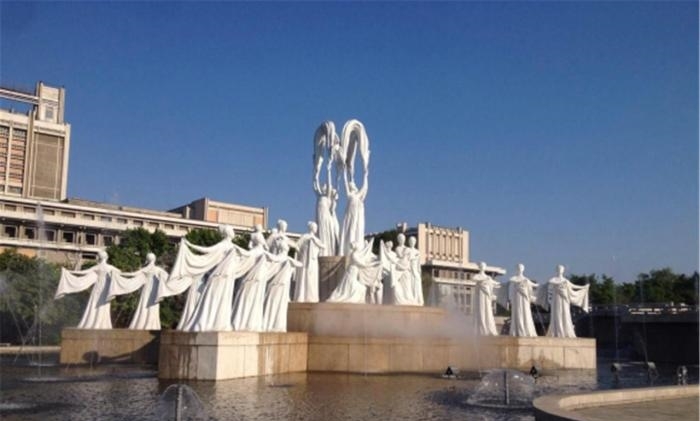 在朝鲜, 100元人民币能买到什么? 说出来你可能