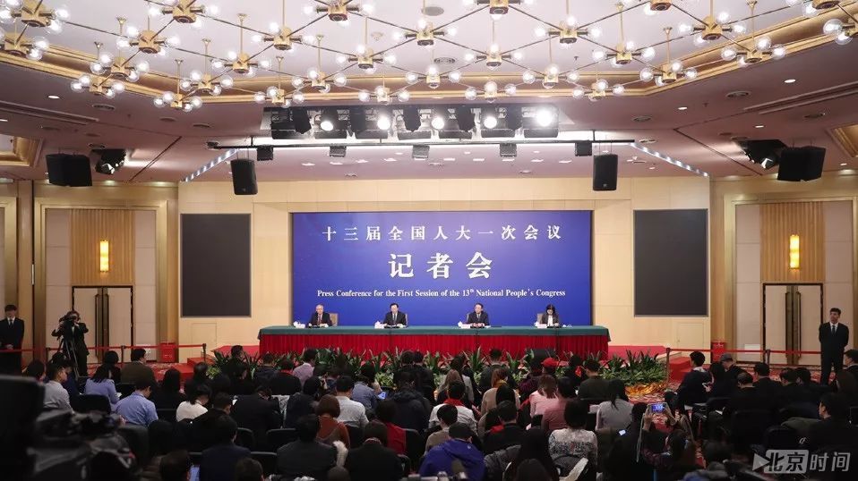 给农民吃了定心丸!粮食价格下调不要怕,未来农业要这样发展!