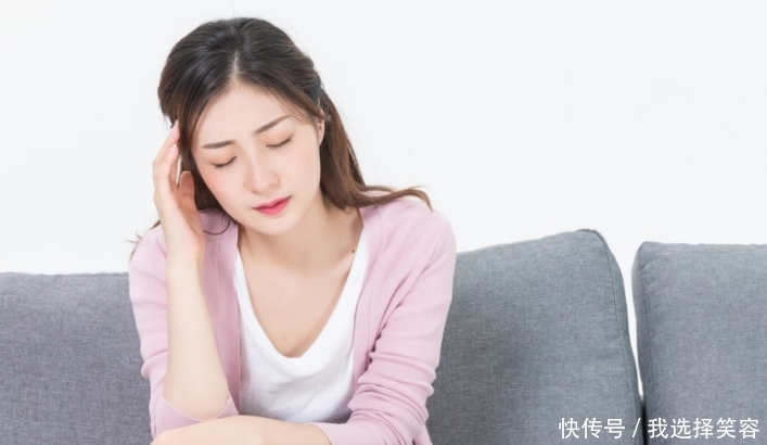 女人月经期间有异味,做到这3点,或许对身体