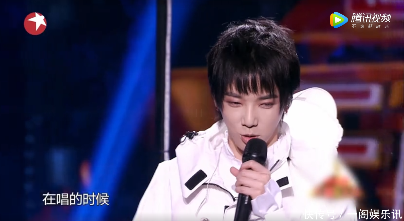 华晨宇有多拼命?他在舞台上唱歌扭伤却坚持完