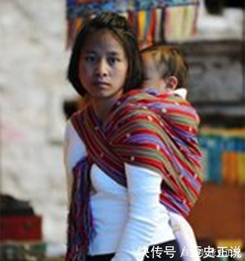 此国是唯一不和中国建交的国家,国民长相酷似