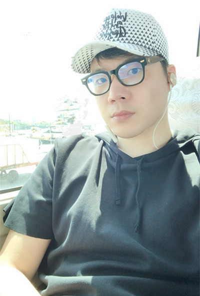 崔永元黑料被黄毅清换岗曝出,曾向人索要百万