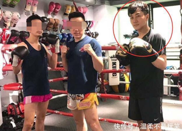 杨幂诈捐门事件惊现大肚子?网友直呼:怀?怀二