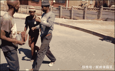 爆笑gif: 美女一开口,宝宝的心拨凉拔凉滴啊_【快资讯