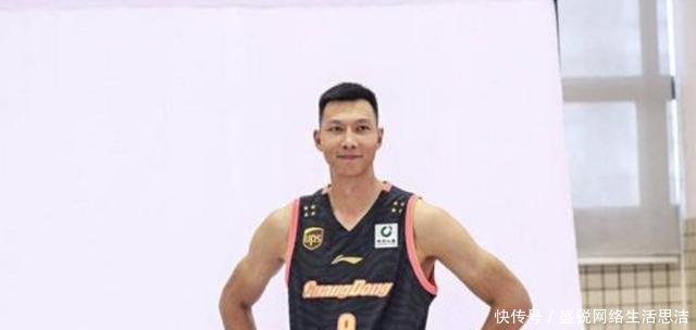 晋级CBA四强!广东队却迎来1不利消息,易建联