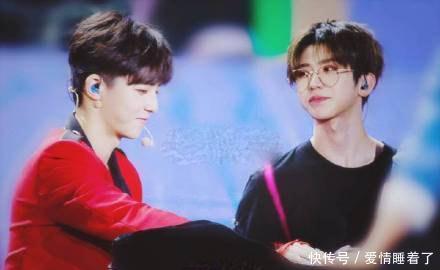 蔡徐坤陈立农:牵着我的手不要放开,我们一起走