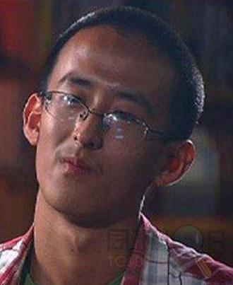 16岁年轻的博士逼父母在京买房,上没上大学,人