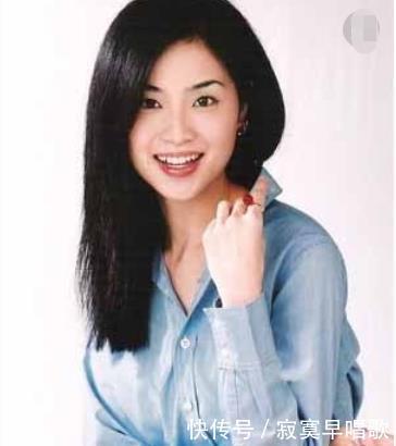 获香港小姐冠军,在TVB18年月薪仅14亿,卖鱼丸