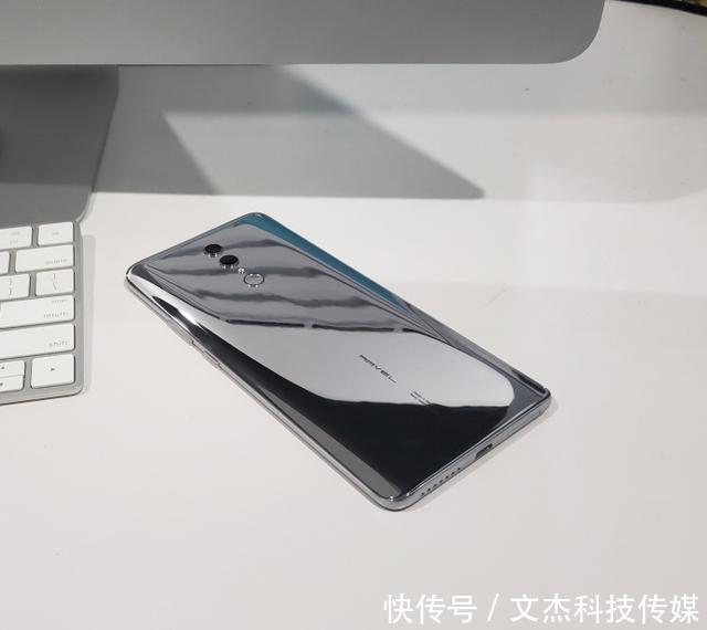 荣耀官方正式宣布NOTE10发布消息!大屏幕、