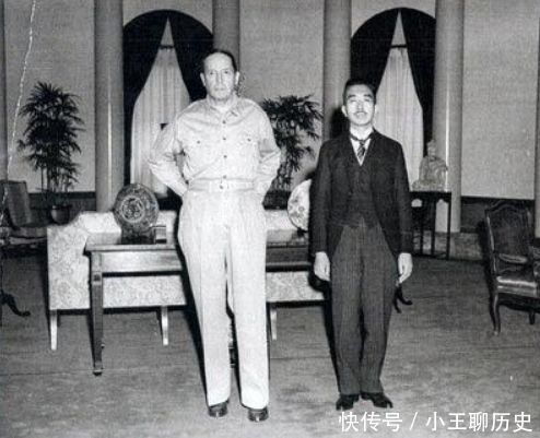 麦克阿瑟在日本生活:先羞辱天皇,后收到日本女