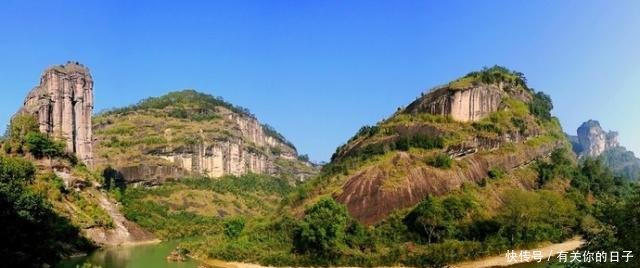 可以爬山的旅游景点免费 t01fc15effa15352723.jpg