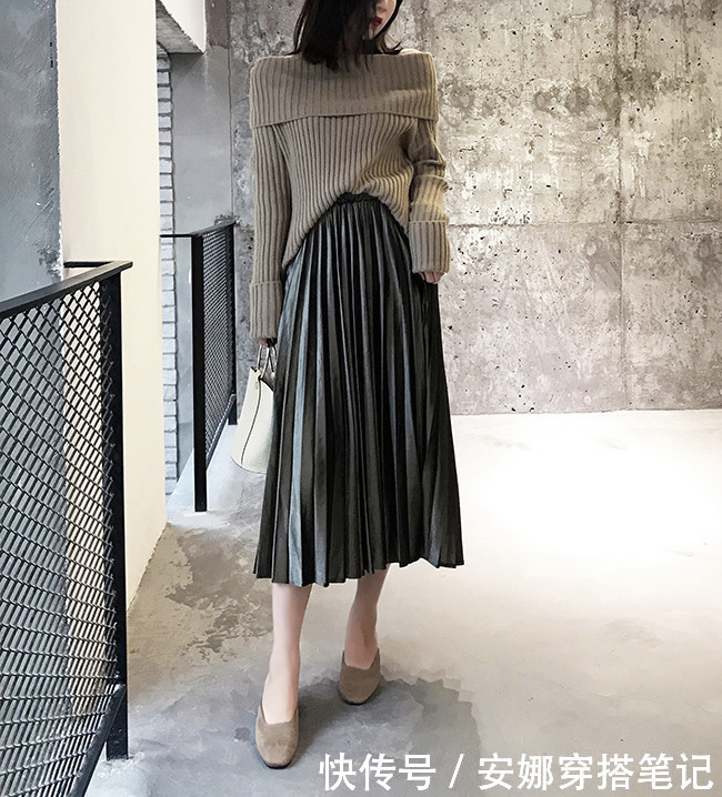 论穿搭性感小心机?一字肩毛衣,不多不少刚刚好