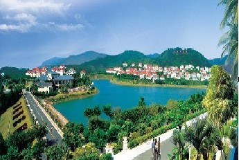 广州市花都区芙蓉省级旅游度假区是广州北郊著名的aaaa级旅游胜