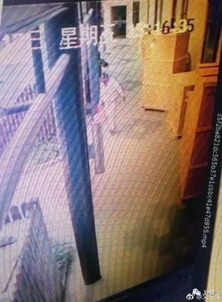 【转】北京时间 杭州男子偷钱包欲打车逃跑 遇晚高峰打车难被抓 - 妙康居士 - 妙康居士~晴樵雪读的博客 【转】北京时间 杭州男子偷钱包欲打车逃跑 遇晚高峰打车难被抓 - 妙康居士 - 妙康居士~晴樵雪读的博客