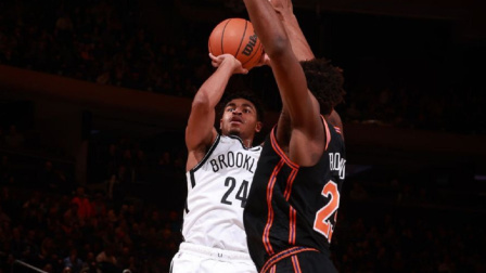 NBA热辣资讯 超远三分杀死比赛！托马斯带领篮网28分大逆转赢下尼克斯！