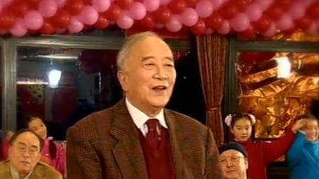 央视2002春晚 孙道临张瑞芳《温馨时刻》，京沪深三地联唱