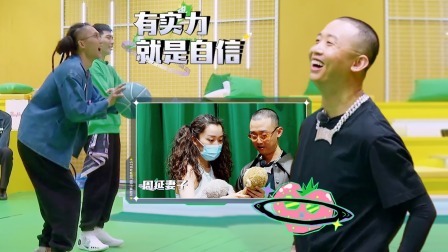 会员版：张亚东低调吃晚饭被摄像围堵